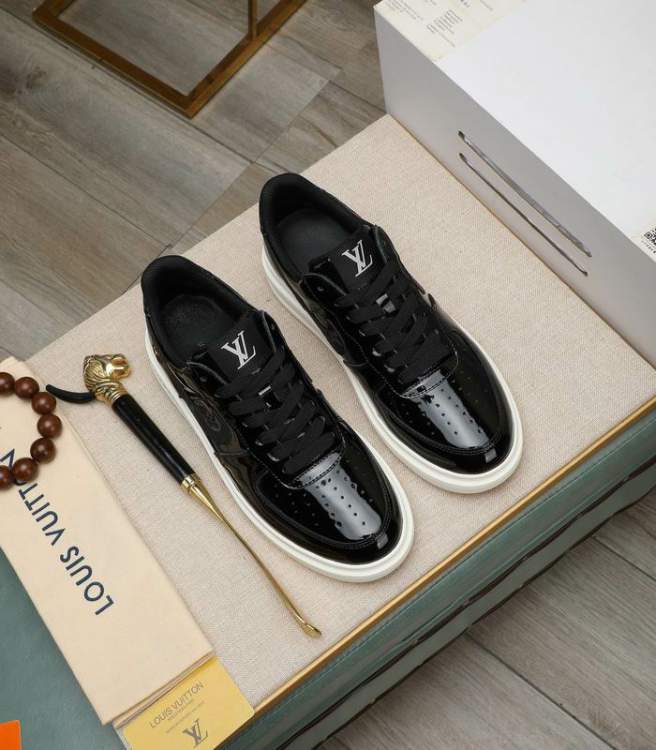 Picture of Louis Vuitton Shoes _SKULVsz38-44mnf050517107